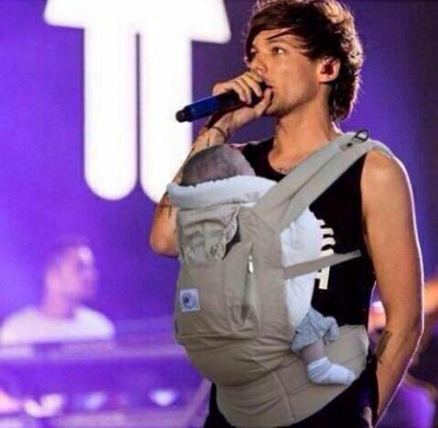 miluvjoon's tweet photo. "ONE DIRECTION 2016 TOUR"

THIS IS GONNA BE LOUIS 

#MTVHottest One Direction http://t.co/pstmas4gwE