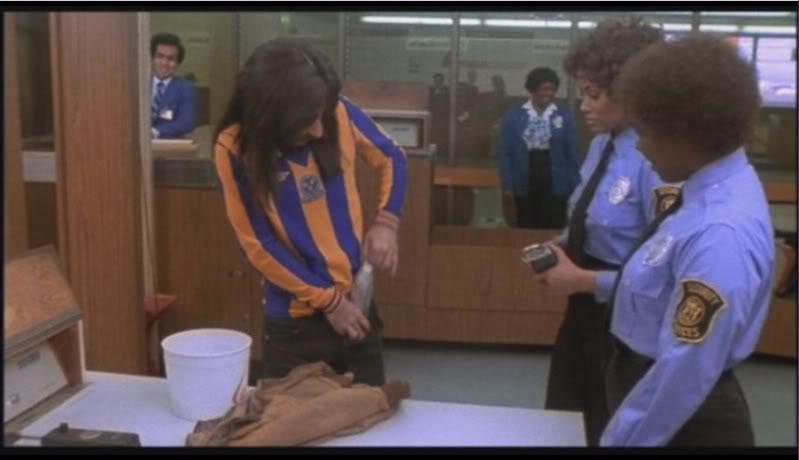 JakeGoodfleisch's tweet photo. @JasonIsbell something like this (from Spinal Tap)? http://t.co/aqOeeqNNej