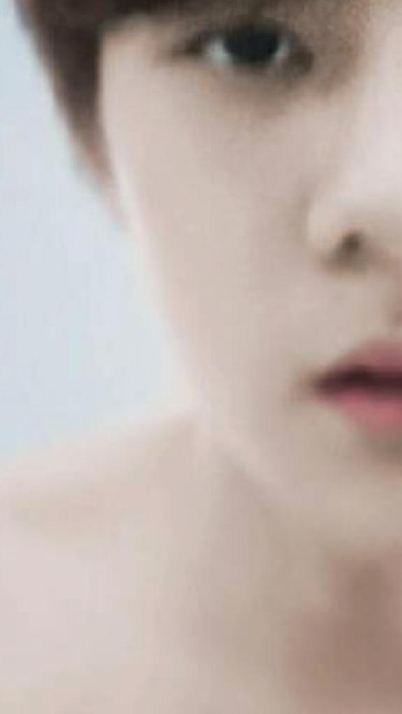 BUBBLETEAHOLIC's tweet photo. #SEHUN 😳 ดูกี่รอบก็เขิน ของขวัญครบรอบหนึ่งปีของหนูๆแอลจากเซฮุนอปป้า  #HappyEXOLDay http://t.co/vpKbqHleIx