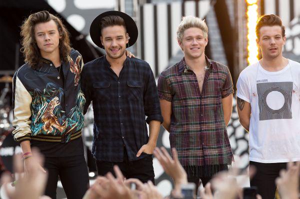 1DInsideReport's tweet image. The boys live on stage at Good Morning America (08.04.15) #1DonGMA #98-101 💞 -S