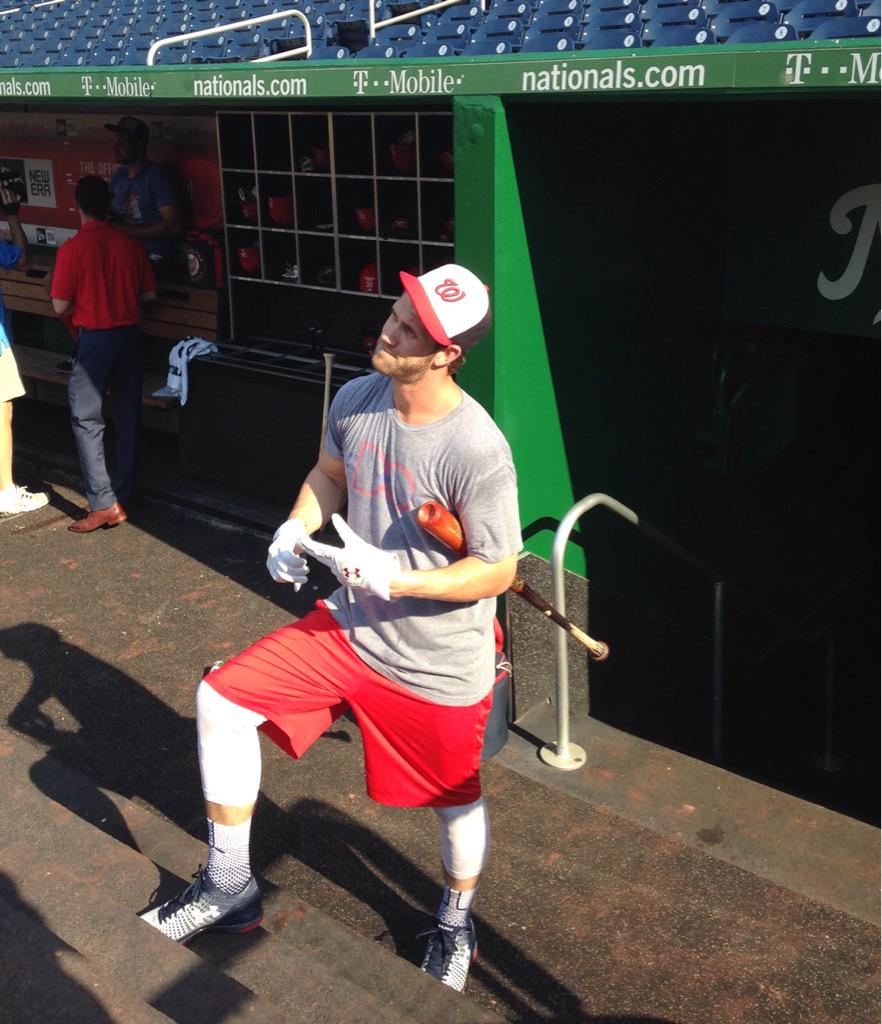Nationals's tweet photo. Shall I crush the ball? Yes 💪⚾️ http://t.co/NCzqWjKaKZ