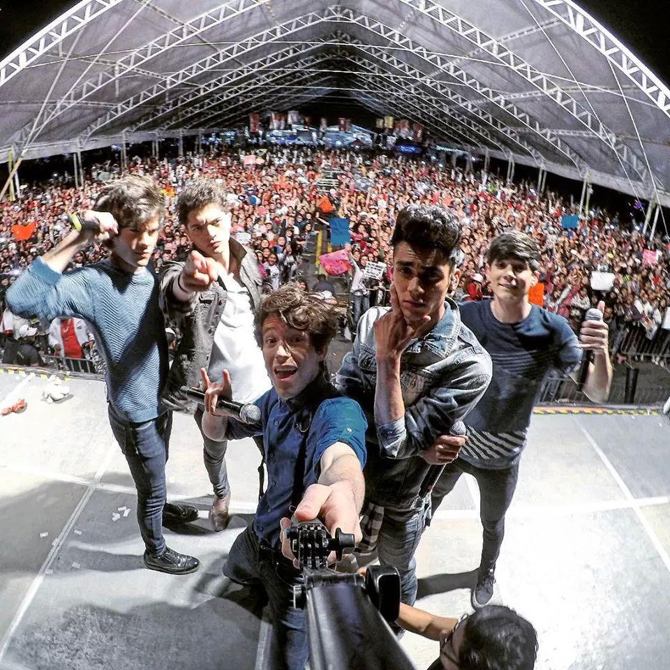 CD9 Domingoooo y aqui en tulancingo feria fue increíble verlos👻👽💕