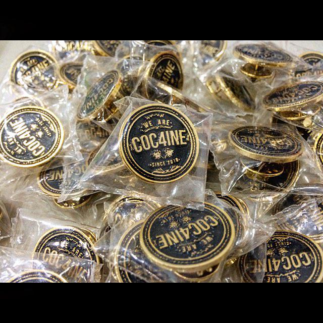 Autoven's tweet image. Sigan a @COC4INE y estén al pendiente de estos #pins edición especial, que pronto van a lanzar junto con una gorra!