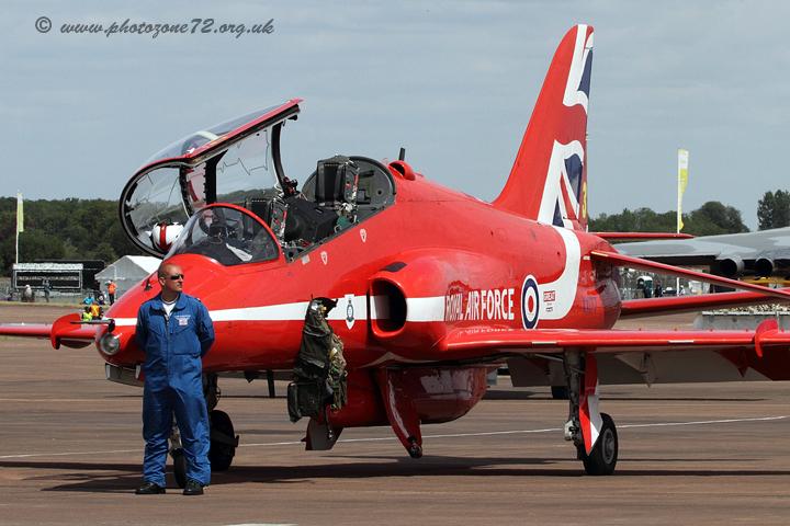 EssexHebridean's tweet photo. #Circus7 Cpl. Graeme McGregor-Smith waits with XX177 for @RAFRed7 to arrive at #RIAT15 Day 2... #CircusAtWork http://t.co/hukcS9dQey