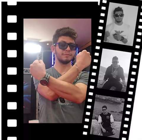 ZahoBmd's tweet photo. Cover <3 @Birdman_Bmd http://t.co/JJ2AFuK8Kp