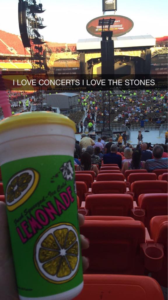 averyglover's tweet photo. take me back:-( #StonesKC http://t.co/SFbKOiGVBO