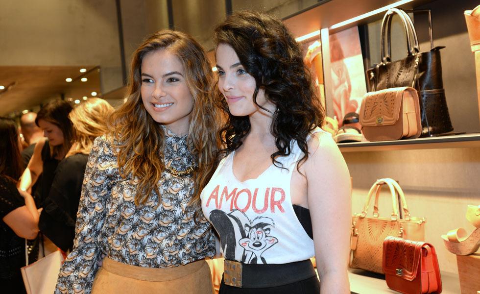 AccessLuaBR's tweet image. FOTOS — Lua Blanco no lançamento da nova coleção da Arezzo.