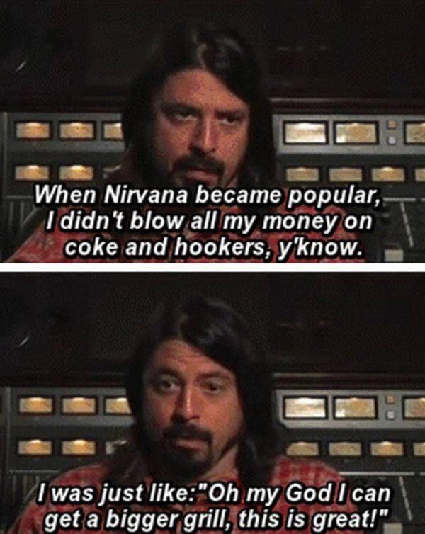 CauseWereGuys's tweet photo. Priorities http://t.co/XPbkLcjbKj