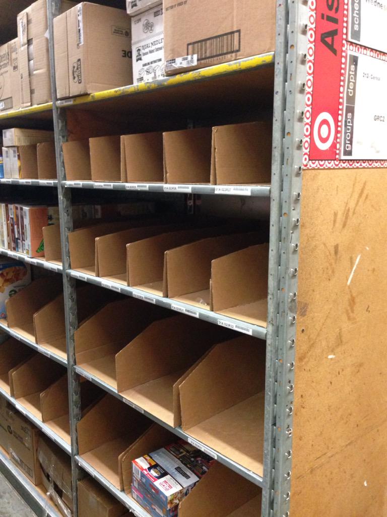 0914Target's tweet photo. Backroom purged, BTS full and Cosmetics is ready to go! #DriveSales @NicoletteSeitz @bigdh42 http://t.co/K5VANYaOs7