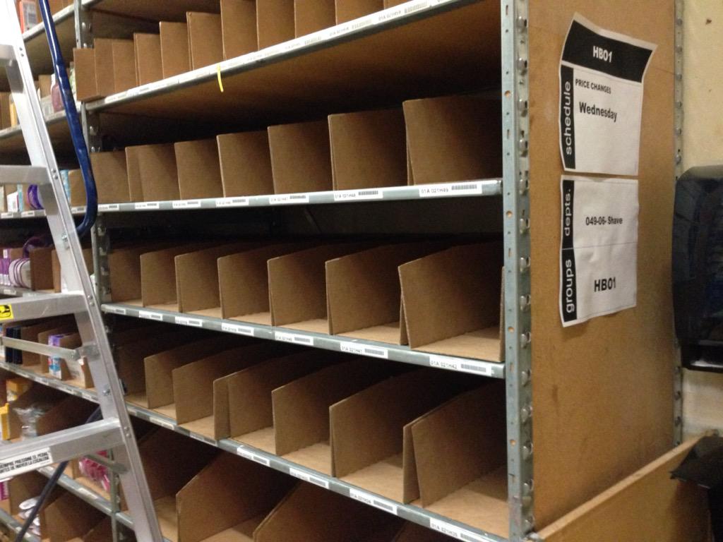 0914Target's tweet photo. Backroom purged, BTS full and Cosmetics is ready to go! #DriveSales @NicoletteSeitz @bigdh42 http://t.co/K5VANYaOs7