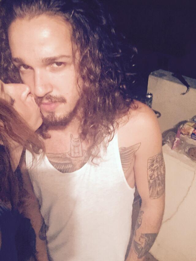 rosekeren's tweet photo. #selfaux avec @jdoreofficiel il est hyper sympa en fait! http://t.co/jfw51dr4MK