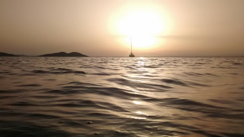 Ruben_tri's tweet photo. En el mar menor( Murcia) se viven los mejores atardeceres!! @A3Noticias http://t.co/msYZUaxEsQ