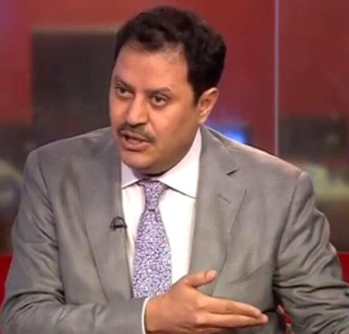KsaBrk's tweet photo. #الإعلامي 
#عبدالعزيز_الخميس_١٠٠_الف_متابع 
مصداقية في الخبر "قلمه إبداع وحرفه إقناع"
يستحق المتابعه 
@alkhames http://t.co/ydJwOVBswk