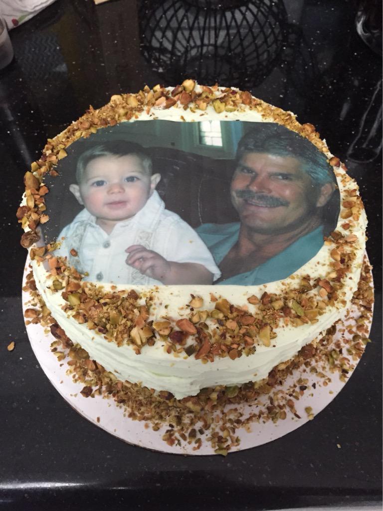 SweetDeductions's tweet photo. Happy Birthday to my Uncle Moose. Pistachio cake, pistachio filing &amp; Pistachio Buttercream #yum #yummy #happybirthday http://t.co/kEx3KWfjpO