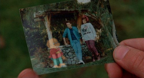 cassettes's tweet photo. Just watched Back To The Future and saw this @therealelp http://t.co/WgOKKgUOiR