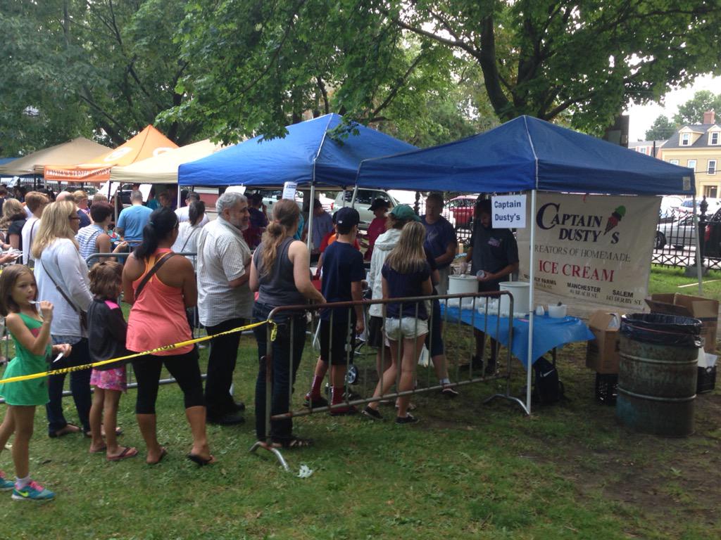 captain_dustys's tweet photo. Salem Scream at Salem Common #dustys http://t.co/ajjN1w5cD9
