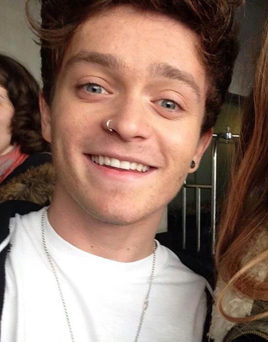 thevampspics's tweet photo. he's so beautiful http://t.co/1HEqvFSH8w