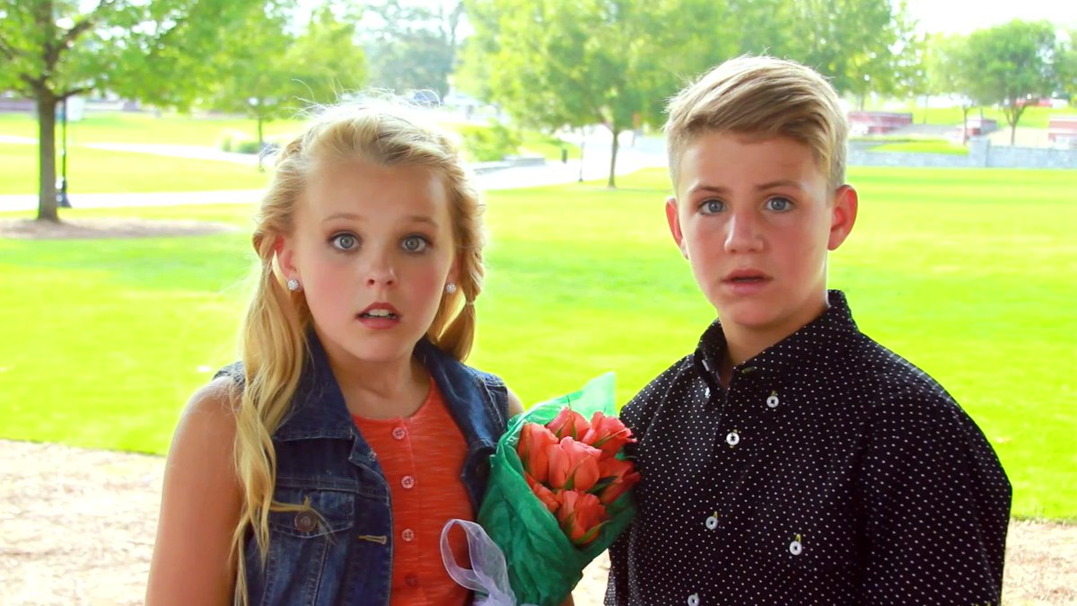 MattyBRapsMBR's tweet photo. @MattyBRaps NEW ORIGINAL #RightNowImMissingYou http://t.co/zMHdWDAuna
