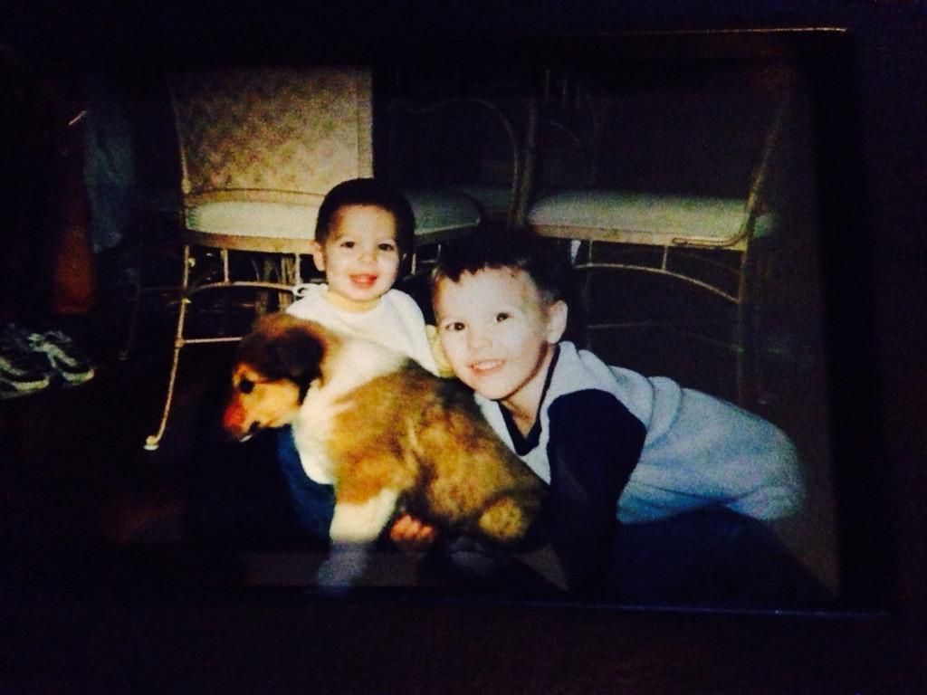 ecs2boys's tweet photo. @GardnerKristy tweets of her little kids made me want to tweet one of my little kids!! #christmas2001 http://t.co/awPcQ2H8yv