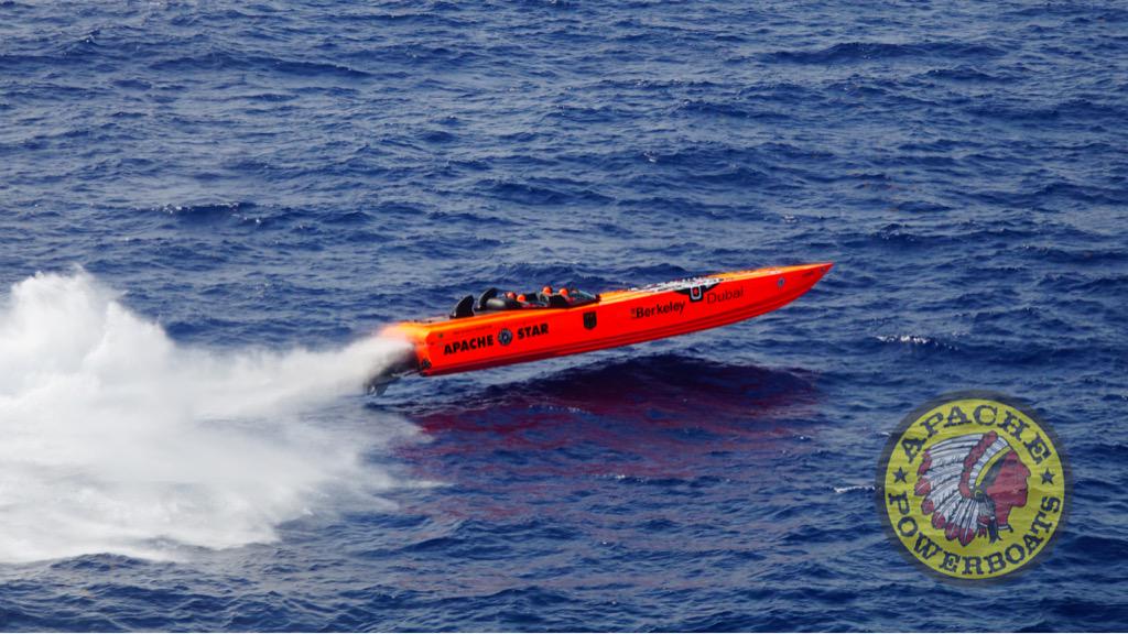 ApachePowerboat's tweet photo. "At some points we were counting to ten before the boat hit the water"-Mark
More @ 12EST tomorrow
#ApacheWorldRecord http://t.co/IyyJm9yBBJ