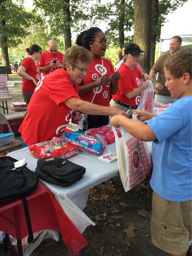 #D427 #T1021 #T1420 #T2203 handing out school supplies at National Night out!!