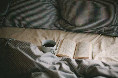 TalkplusTell's tweet image. There is a 3 way #loveaffair between books, coffee &amp;amp; tea. Where did the story begin? #relationshipwoes #epiclovestory