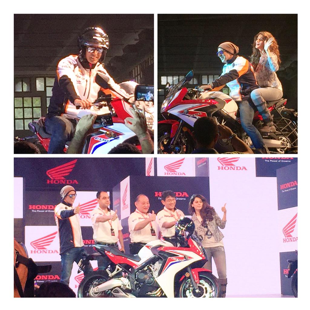 Akshay Kumar and Taapsee Pannu at the Honda X GAS event yesterday in Delhi! @hondaindia @GasJeansIndia @akshaykumar