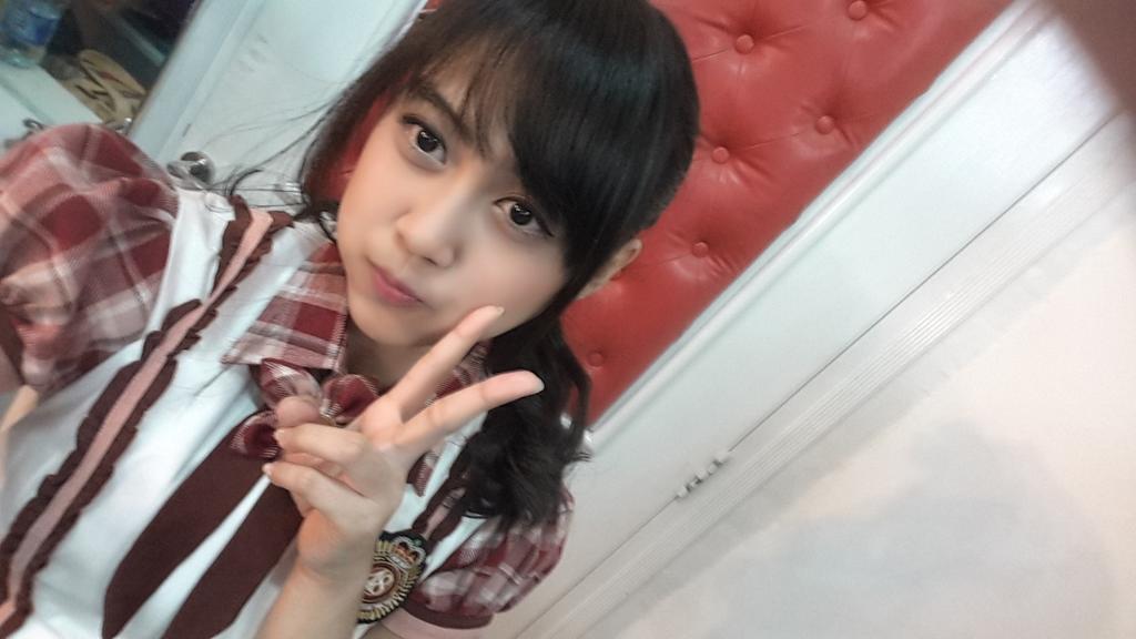 AlfianDimasAr's tweet photo. "@S_SiscaJKT48: Jesisca jung nih?

Canda2 wkwk http://t.co/mpA7VnhxYv"