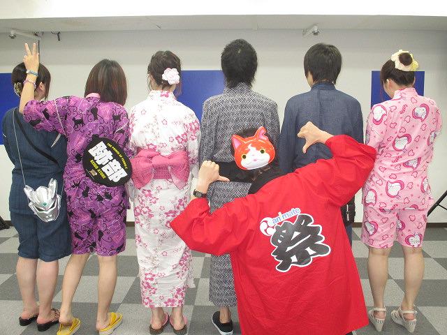 animatesendai's tweet photo. 【ご案内】今日は仙台七夕花火祭みや～！！一部スタッフもお祭りな姿で皆様をお迎え！県外の方も県内の方も、ぜひ花火の前に仙台店に遊びにきてみや♪ちなみにレジにて合言葉「笹の葉さらさら」を言って頂けるとお菓子をプレゼントしちゃうみやよ♪ http://t.co/deJYDFbMN2