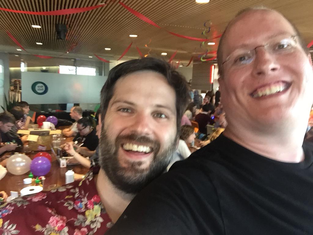 TimKrajcar's tweet photo. No selfie stick, but @tenderlove still remembers the old school method. #pdxruby #rubyfriends http://t.co/sdCm3NhkjZ