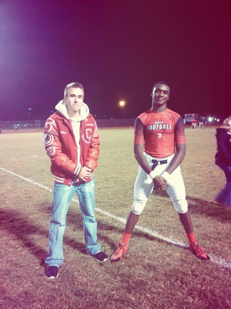 DillonBreazeale's tweet photo. Transformation with my day one😎💯 http://t.co/ArV9DcThr6