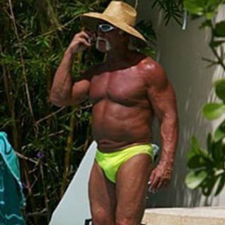 DrunkBTLSRadio's tweet photo. Hootie is the first black person the media has ever called racist #wwe @HulkHogan #HulkHogan #HulkaMania http://t.co/msqjoPkgeB