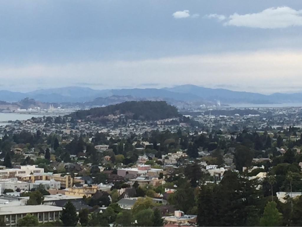 jeffro540's tweet photo. Training camp in Berkeley begins with a hike up the campanile tower on campus.... http://t.co/1IEvnjIKog