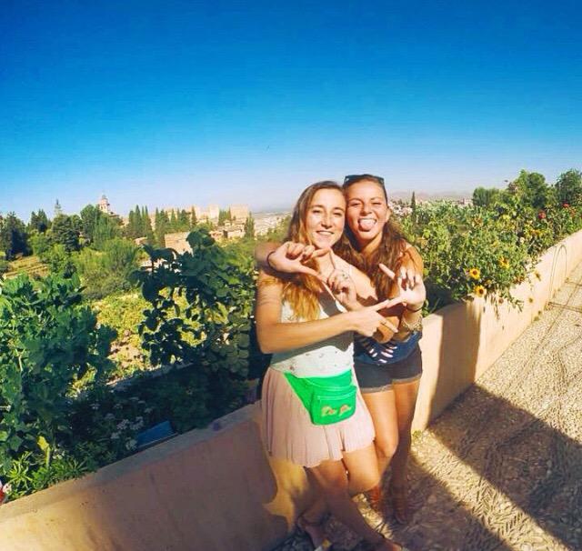 Ana and Andrea galavanting through Spain! 🇪🇸