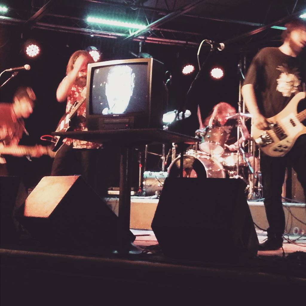 WARBALMBAND tweet picture