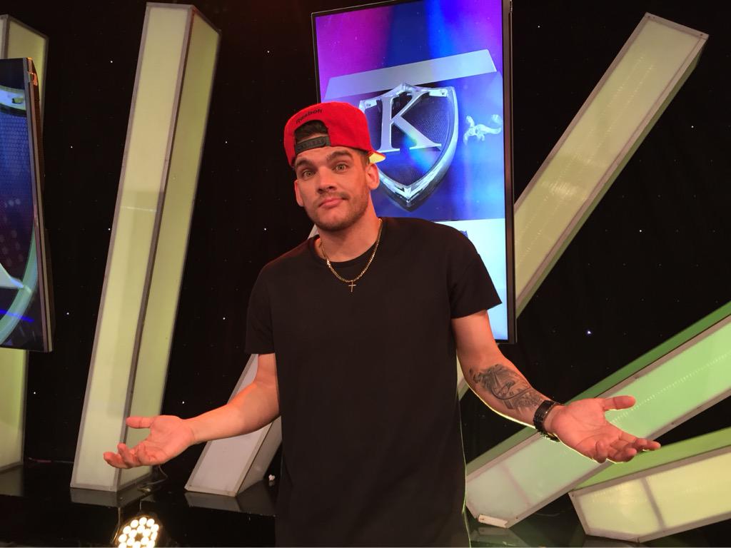 tcsoyelmejor's tweet photo. Y @LazaroRumbaut solo dice: "Qué más puedo esperar". Regálale un RT si crees que es un GRAN CANTANTE. #ElPoleDanceVIP http://t.co/DVTydz2yiZ