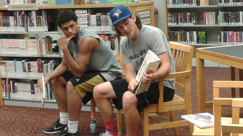 CindyHval's tweet photo. @ZagMBB players #JoshPerkins & #DustinTriano read to kids @spokanelibrary #Spokane #Zags @GonzagaBulldogs http://t.co/oe47p4daUA