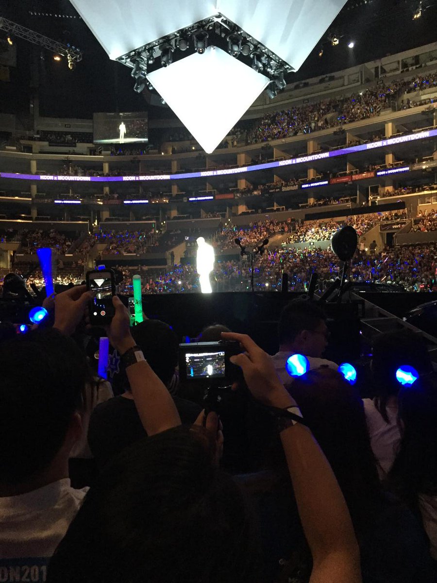 todavidkim's tweet photo. The star that glows? @danielhenney http://t.co/d8aLKzO6aj
