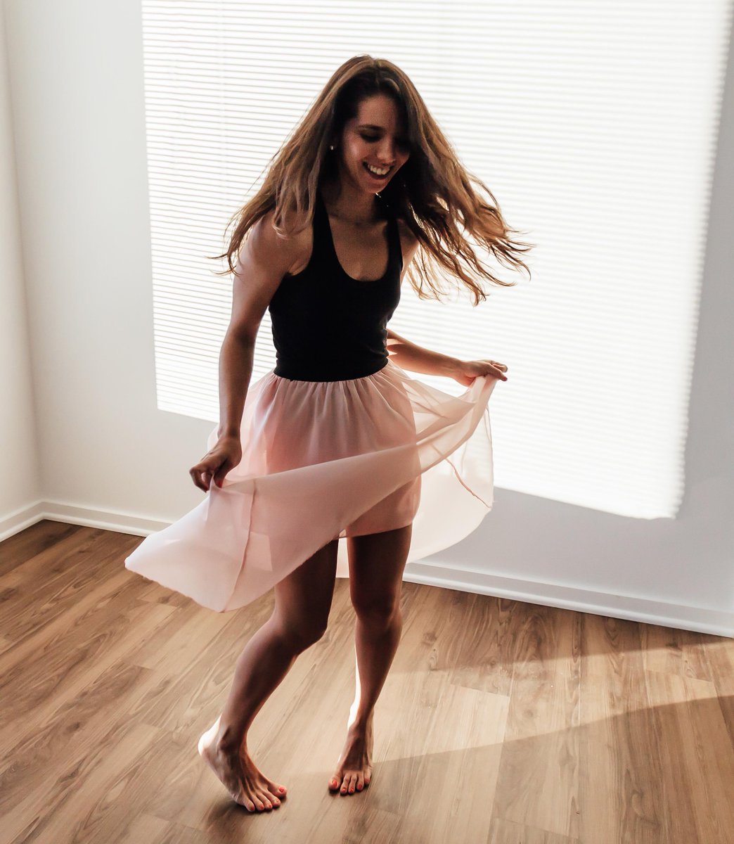 I was a software engineer at @Intel labs before becoming a designer in tech #ilooklikeanengineer