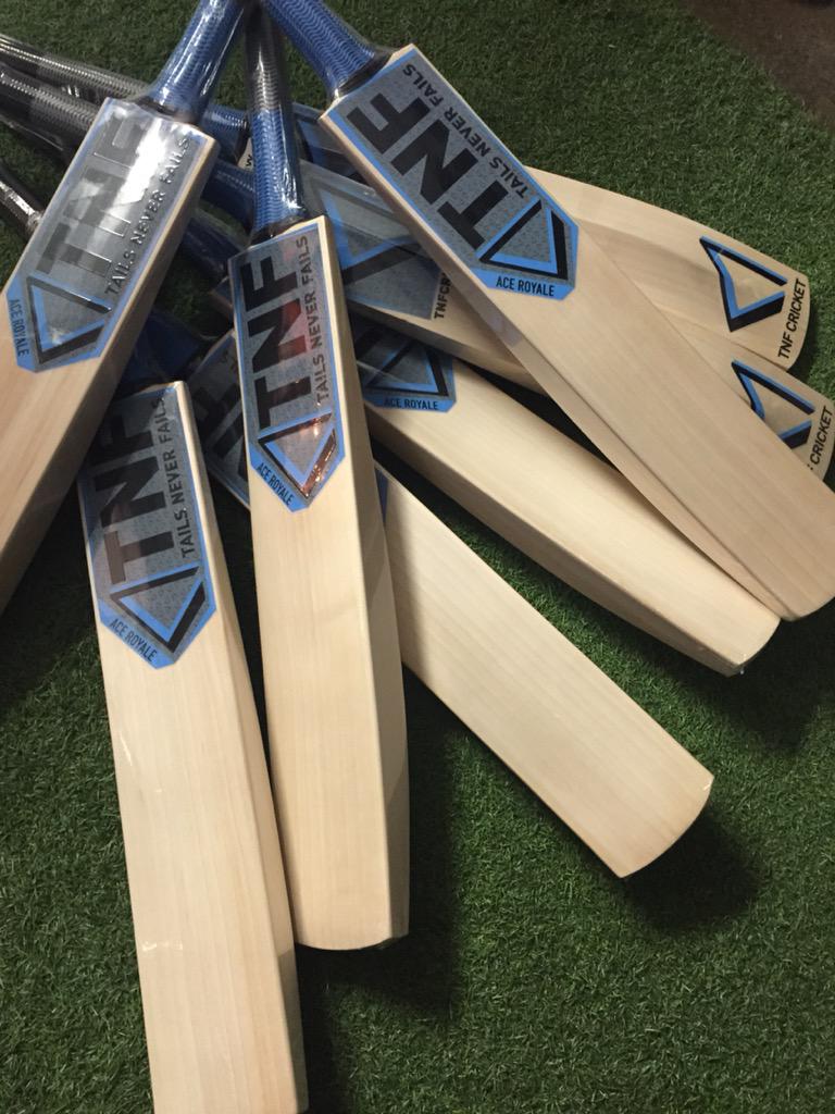 Check out my new sticks! #wowee #quality @tnfcricket