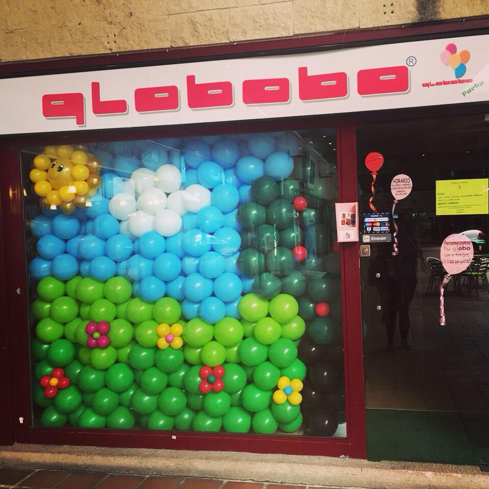 globobo's tweet photo. GLOBOBO PARTY cierra por vacaciones,necesitas alguna cosilla? contacta con nosotros.FELIZ VERANO!!! http://t.co/rOIfrq4dg7