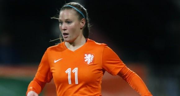 mfdejong's tweet image. Claudia van den Heiligenberg gaat weg bij #ajax en tekent voor twee jaar bij Jena in Duitsland. #vrouwenvoetbal