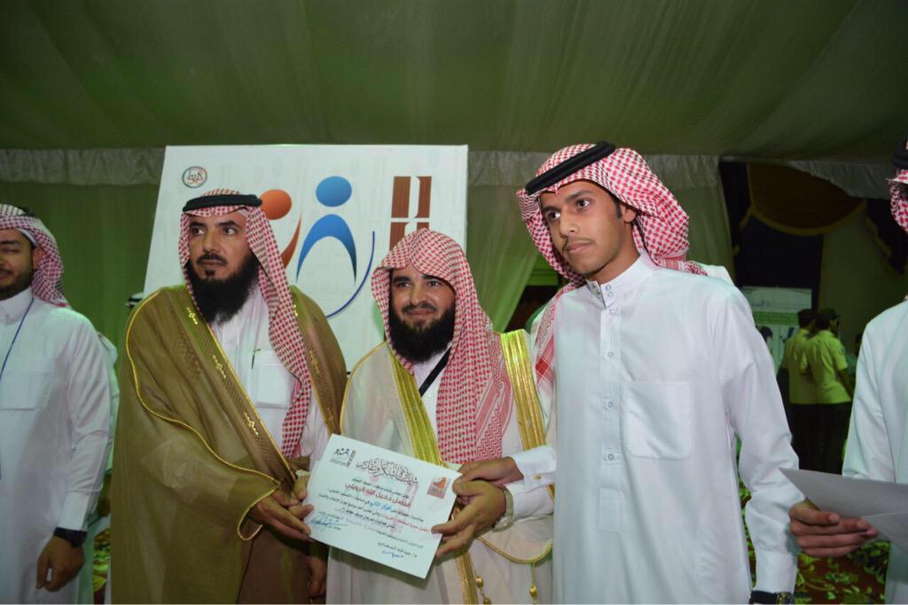 kaaf36's tweet photo. الحفل الختامي والتكريم للمهرجان كاف 36 
#مهرجان_صيف_القريات_كاف_36 
تصوير صالح جلال النعمان http://t.co/gMYxZNwgxs