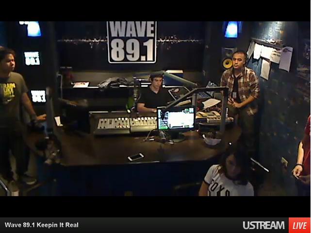 spheranza's tweet image. Yassi x Foxes(shirt) ♥ @Yassizzle #Wave891