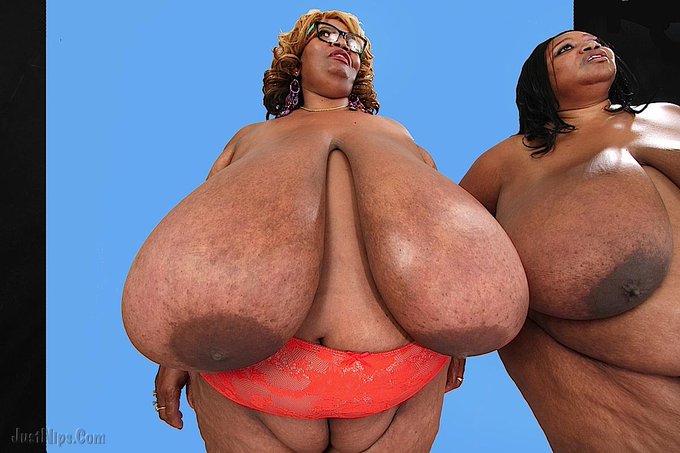 Low angle... Norma Stitz &amp; Cotton Candi. http://t.co/zwLbRSWVyN or at http://t.co/SKruknTT9R http://t<a href="/tag/mvsales"class="tags"><span>#mvsales</span></a>