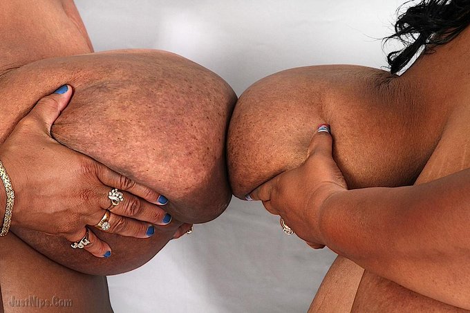 Boob mash... Norma Stitz &amp; Cotton Candi. http://t.co/zwLbRSWVyN or at http://t.co/SKruknTT9R http://t<a href="/tag/camgirl"class="tags"><span>#camgirl</span></a><a href="/tag/manyvids"class="tags"><span>#manyvids</span></a>
