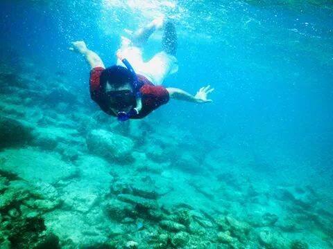 ariearhenlingga's tweet photo. Snoorkling pake merah putih donk biar nuansa kemerdekaan nya lbh terasa @987Genfm @canon_indonesia #CanonPowerZoom http://t.co/tqZPOR2KlD