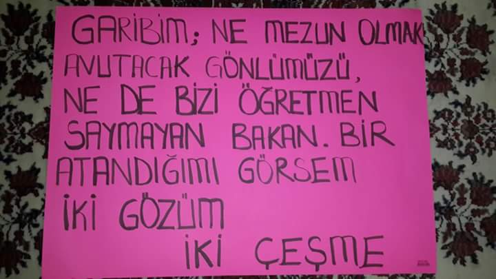 #EdebiyatçılarAnkarada Akşamki 700 kişi nerede hadi destek lütfeeen, herkes uyansın