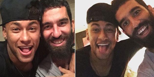 KarsiGazete's tweet photo. Arda Turan, Neymar’a misafir oldu, sosyal medya sallandı!
http://t.co/LIffh1jsjY http://t.co/TqESH0WMWe
