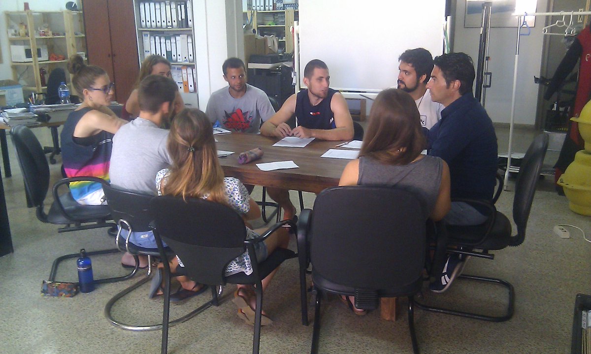 FundacioMar's tweet photo. Segona Jornada de treball amb els alumnes en pràctiques de la UAB, UdG i la Universidad de la Laguna.Projecte Silmar http://t.co/04YMGlPyER